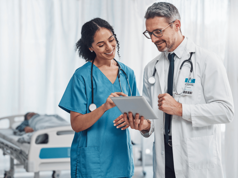 La combinaison de SpeechLive et Dragon Medical One