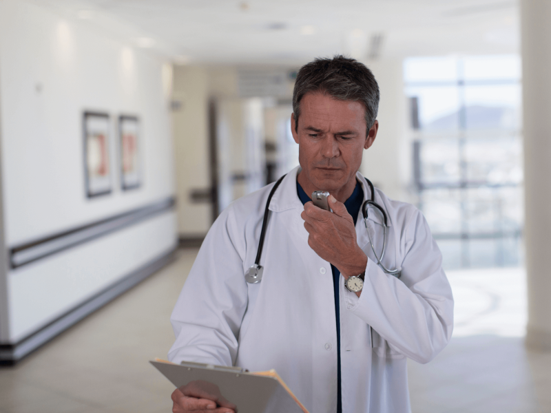 Dragon Medical One logiciel de dictée vocale idéale pour le secteur de la santé 